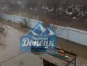 В Донецке затопило улицу Адыгейскую