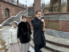 Огонь семейного очага в храм Донецка привезла многодетная семья из Макеевки 