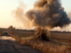 Кадры уничтожения обнаруженной у дороги мины в ДНР показала Росгвардия