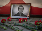 В Донецке почтили память первого погибшего военкора на Донбассе – оператора Первого канала Анатолия Кляна