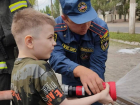 Стать пожарным: малыши ДНР смогли почувствовать себя настоящими спасателями