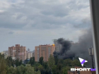 На видео попал момент прилета украинского снаряда в жилой дом в центре Донецка