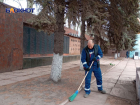 Сотрудники Енакиевского металлургического завода вышли на субботник