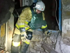  Сотрудники МЧС Донецка вытащили из-под завала пожилую женщину после обстрела города 