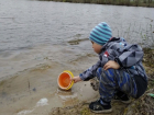 Осторожно на воде: МЧС ДНР призывает следить за детьми вблизи рек и прудов