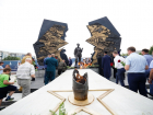 Величественный мемориал в память о защитнице ДНР Ольге Качуре «Корсе» открыли в Сибири