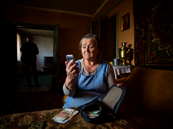 Более 2,1 миллиона рублей отдали мошенникам пенсионерки из Макеевки за сутки