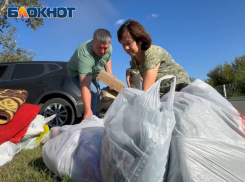 Беженцы курского приграничья собирают гуманитарную помощь в госпитали для русских солдат