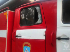 Сотрудники МЧС пострадали при тушении пожара в Донецке 
