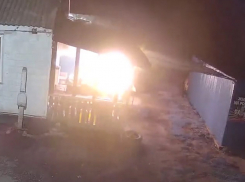 В ДНР мясник сжёг кафе и военторг и продолжает запугивать владелицу заведений