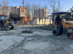 В Мариуполе туляки ведут реконструкцию сквера Победы