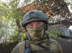 ВСУ начали применять кассетные боеприпасы и бьют по мирным городам, чтобы отвлечь артиллерию ВС РФ: рассказали горловские бойцы