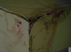 После обращения к Путину, в доме на Набережной в Донецке отремонтирую крышу, которая протекала 9 лет