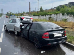 Росгвардейцы первыми пришли на помощь пострадавшим в аварии жителям ДНР по пути в Крым 