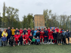 Футбол ради жизни: в Донецке сыграли матч в помощь тяжело больному ребёнку