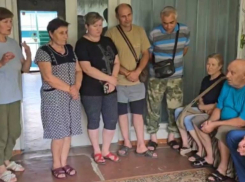 Первых беженцев из оккупированного Торецка размещают в Горловке ДНР