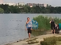 40-летний мужчина заманивал детей в раздевалку на Набережной в Донецке