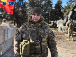 Девушки на фронте: военнослужащая «Ася» закрывала собой мирных жителей во время обстрелов