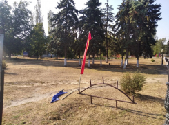 Вандалы в ДНР испортили жителям Юнокоммунаровска праздник