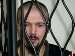 Сыщик-маньяк устраивал казни товарищей из МВД в Мариуполе
