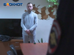 Российский паспорт и гражданство отобрали у Артема Игнатенко из Донецка за попытку контакта с разведкой Украины