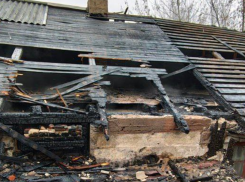 В Макеевке едва не выгорел жилой дом на четырех хозяев