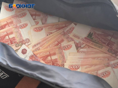 Приставы заставили заплатить долги предприятие из Горловки: по сусекам наскребли 240 миллионов рублей