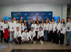 Делегация из ДНР участвует в Международном молодежный форум «Диалог будущего»
