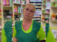 Вояка с угрозами накинулся на продавщицу в Славянске из-за русского языка