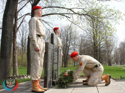 «Мы не хотим повторения той трагедии»: макеевчане почтили память жертв фашистских концлагерей