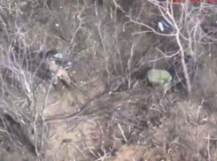 Российские солдаты вручную захватили позиции ВСУ и пленили солдат в ДНР