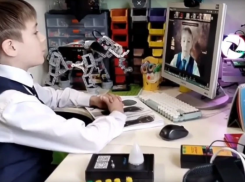 9-летний школьник из Донецка взял серебро международной премии ICIA в Индонезии