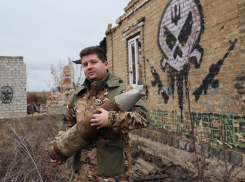 Военный корреспондент «Известий» из Донецка Евгений Быковский празднует день рождения