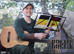 Российская рок-певица Юлия Чичерина выступила с концертом в зоне проведения СВО 