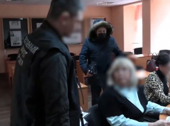 Заведующую кафедрой одного из донецких ВУЗов обвинили в получении взятки