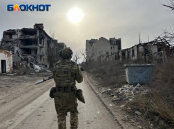 ВСУ пустилось в бегство: Русские штурмовики очищают ДНР от нацистских «недобитков» 