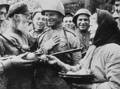 8 сентября — освободили Сталино, 14 сентября — весь Донбасс: история двух дат