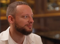 Донецкого продюсера Алёны Блин Степанцова закатали в банку с помидорами