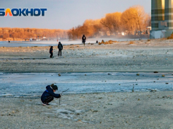 Жара, пустые краны и лужи на асфальте — вода в ДНР уходит в землю, пока люди страдают