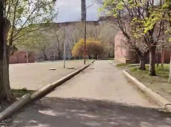 В Донецке ограничат проезд через двор школы №135