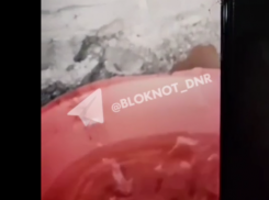 Два года жильцы дома на Титова в Донецке не могут добиться ремонта крыши и борются с потопами 