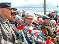 Ветераны ДНР получают денежную помощь в честь Дня Победы