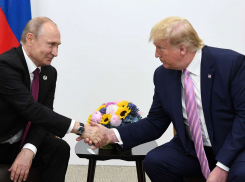 Bloomberg: США заставят Украину вывести войска из ДНР