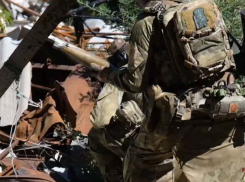 Готовили оборонительный рубеж: нацисты спрятали боеприпасы рядом с гражданской инфраструктурой в Мариуполе