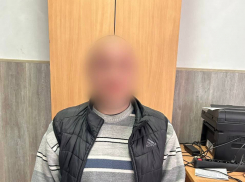 Дончанин расшиб приятелю голову на остановке и был задержан