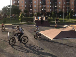 Для скейтеров Донецка работает площадка на базе школы №18 