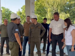 В Докучаевске ДНР продолжают активно восстанавливать спортивный комплекс