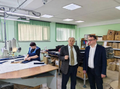 Новые кадры и рынки сбыта: определены механизмы по решению основных проблем шахтерской швейной фабрики «Лемуа»