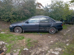 Житель Мариуполя зарезал знакомую и спрятал труп в машине