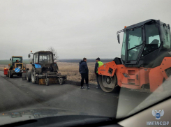 Дорожники завершают восстановление двух автомобильных дорог под Новоазовском